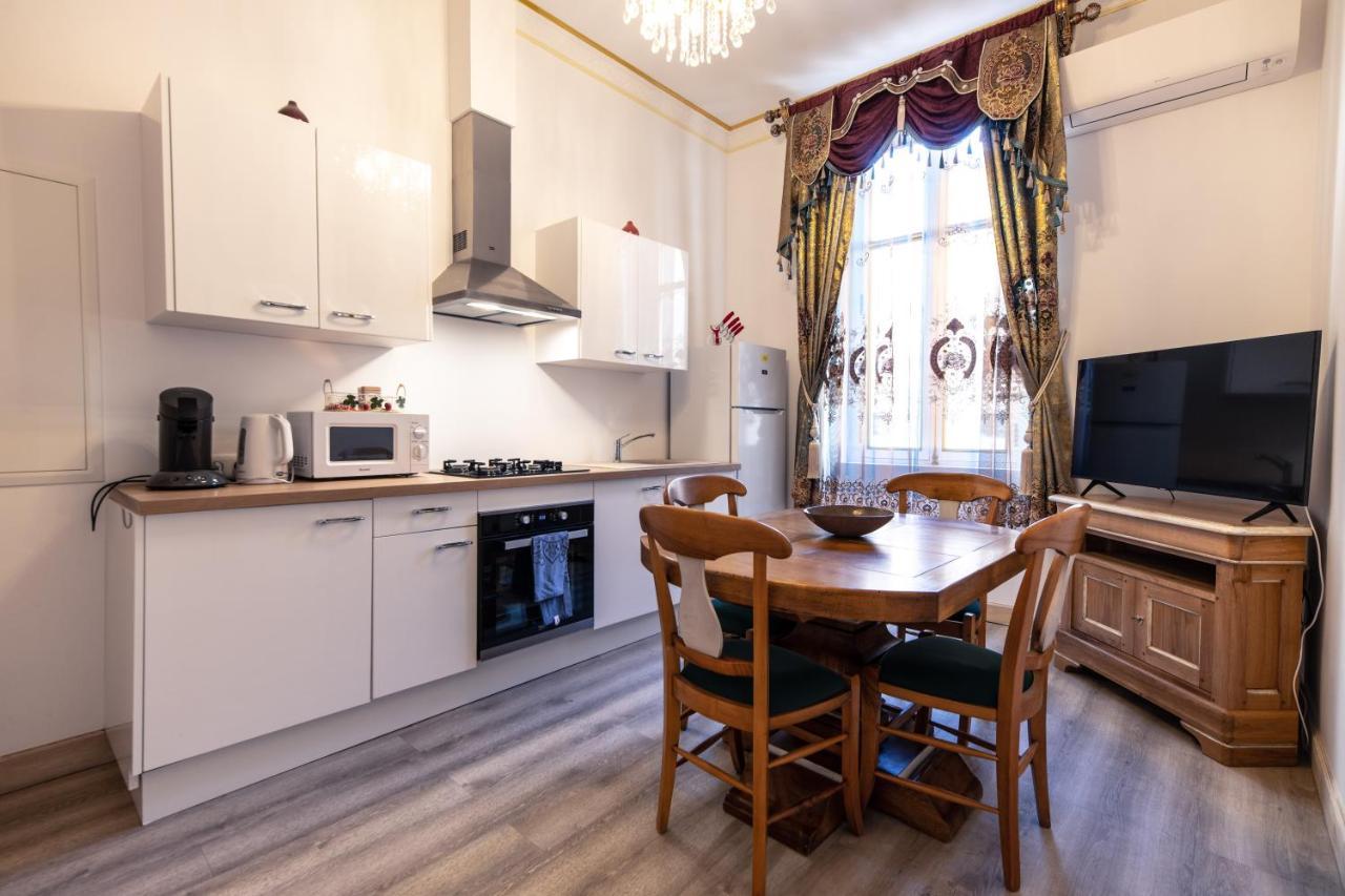 Studio Familial Maison De L'Eglise Du Couvent Нарбонна Экстерьер фото